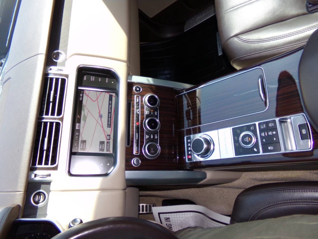 2014 Land Rover Range Rover Image 72