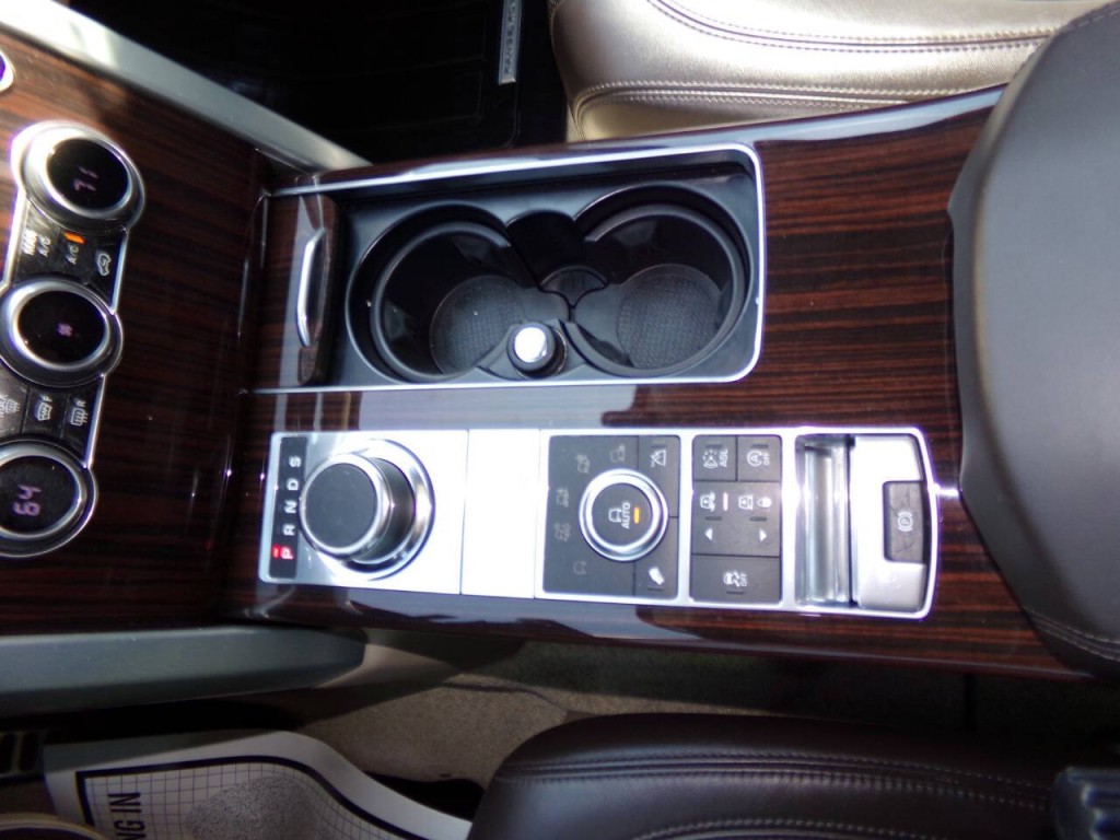 2014 Land Rover Range Rover Image 76
