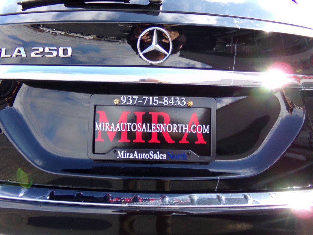 2016 Mercedes-Benz GLA-Class Image 38