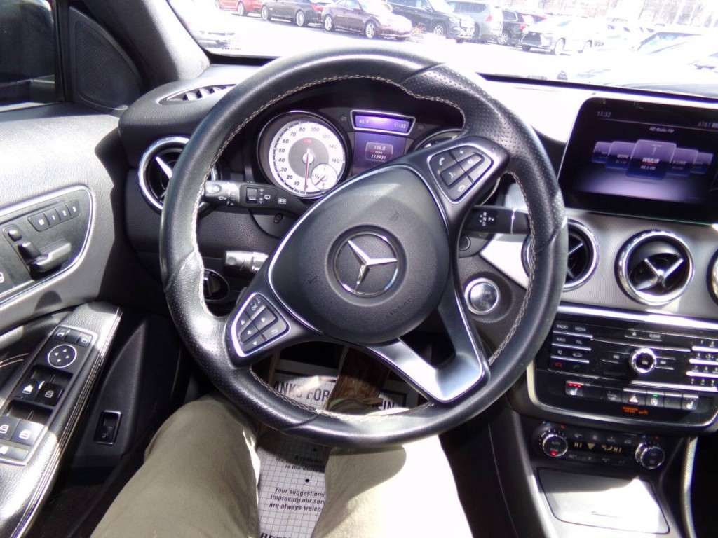 2016 Mercedes-Benz GLA-Class Image 50