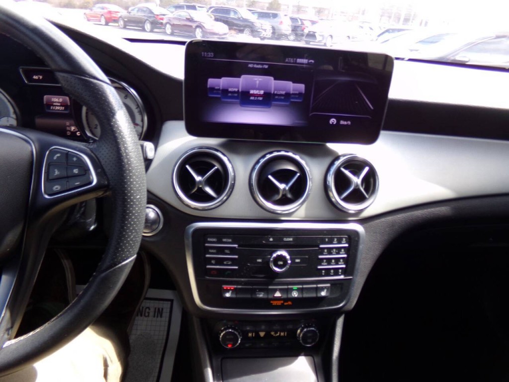 2016 Mercedes-Benz GLA-Class Image 53