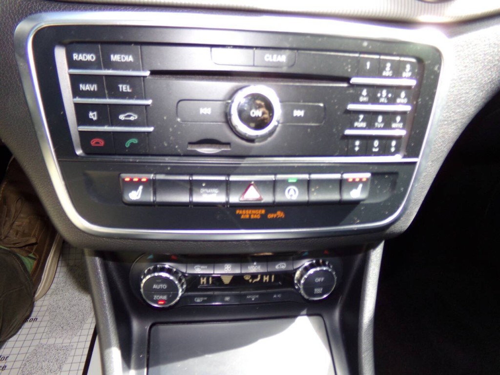 2016 Mercedes-Benz GLA-Class Image 57