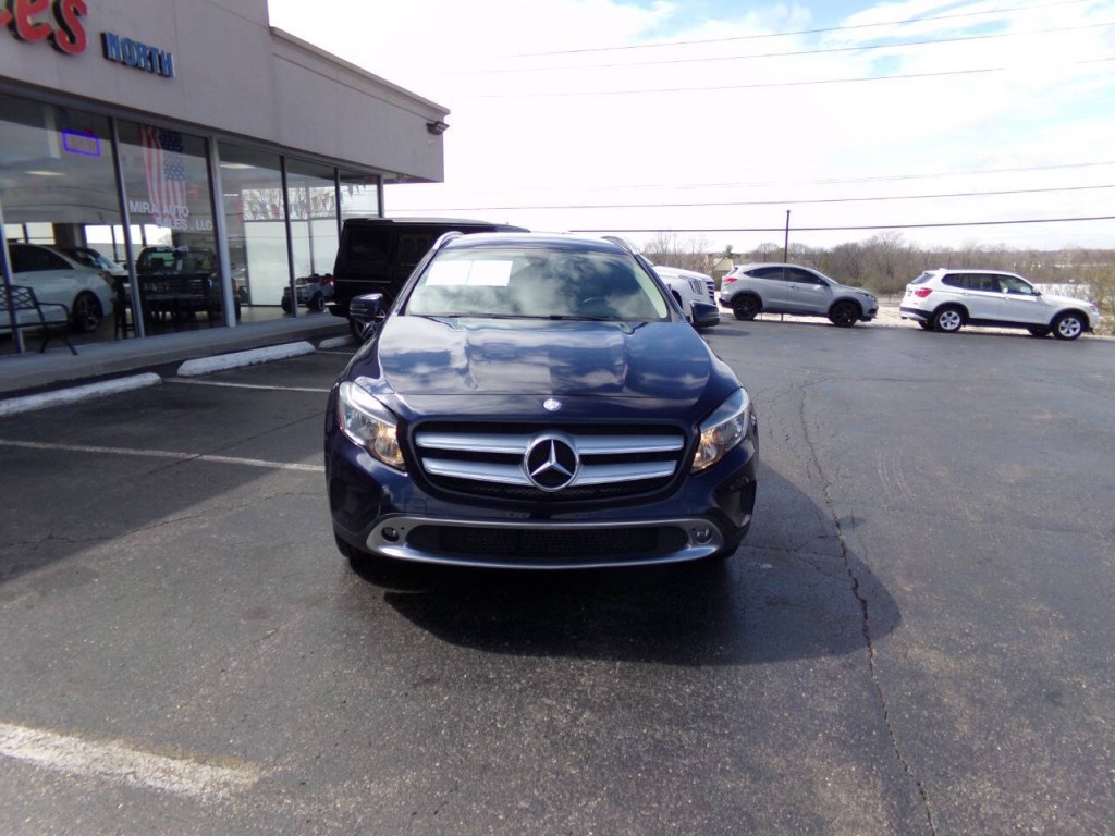 2017 Mercedes-Benz GLA-Class Image 3