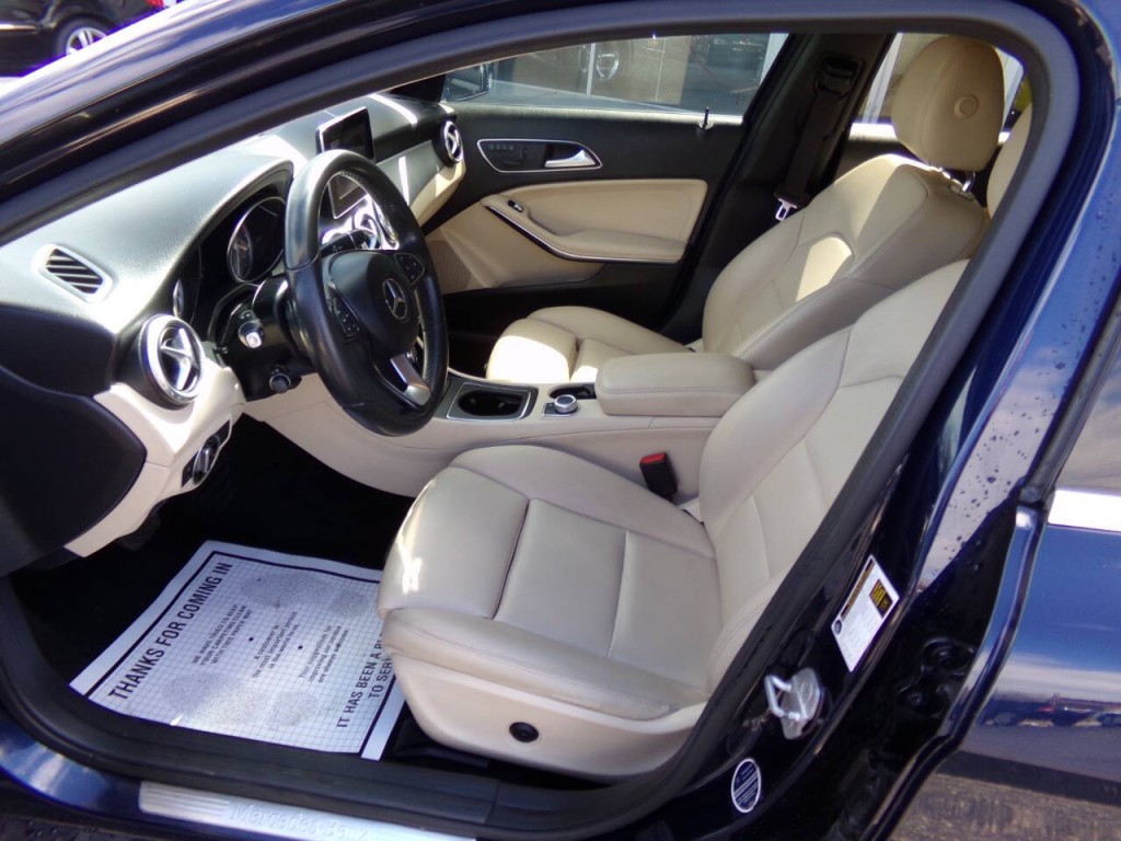 2017 Mercedes-Benz GLA-Class Image 10