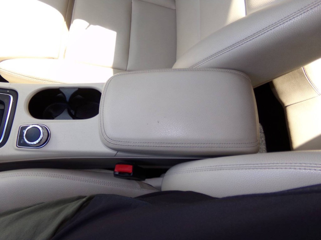 2017 Mercedes-Benz GLA-Class Image 50