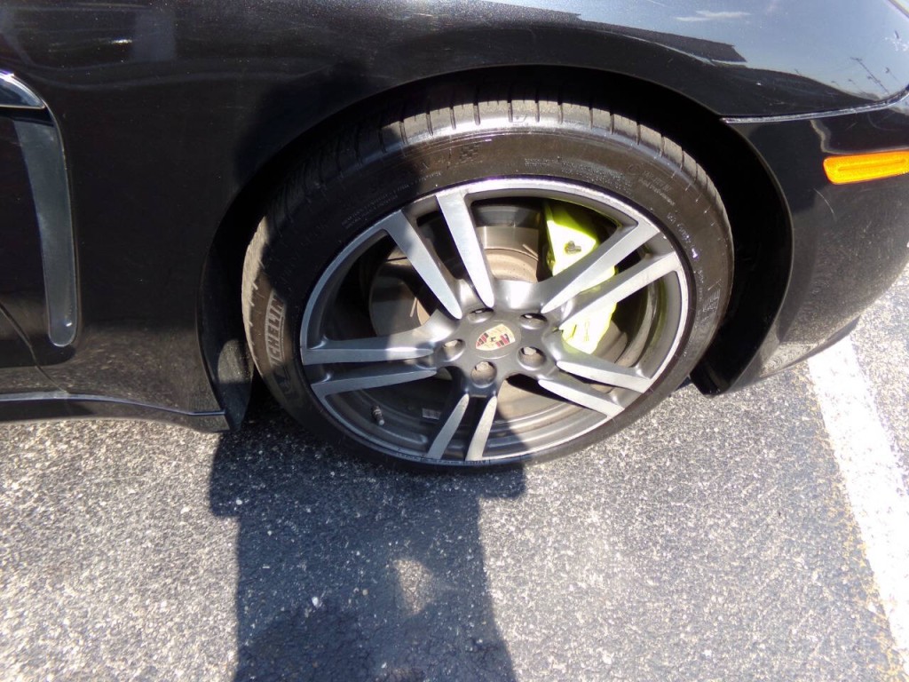 2014 Porsche Panamera Image 47