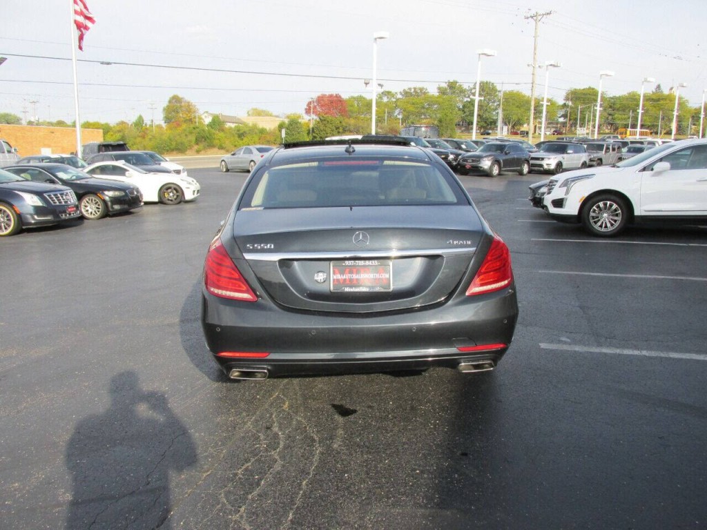 2015 Mercedes-Benz S-Class Image 9