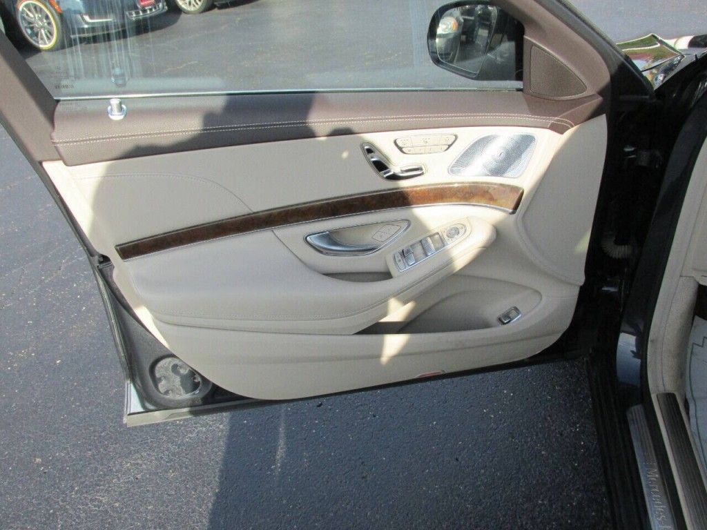2015 Mercedes-Benz S-Class Image 14