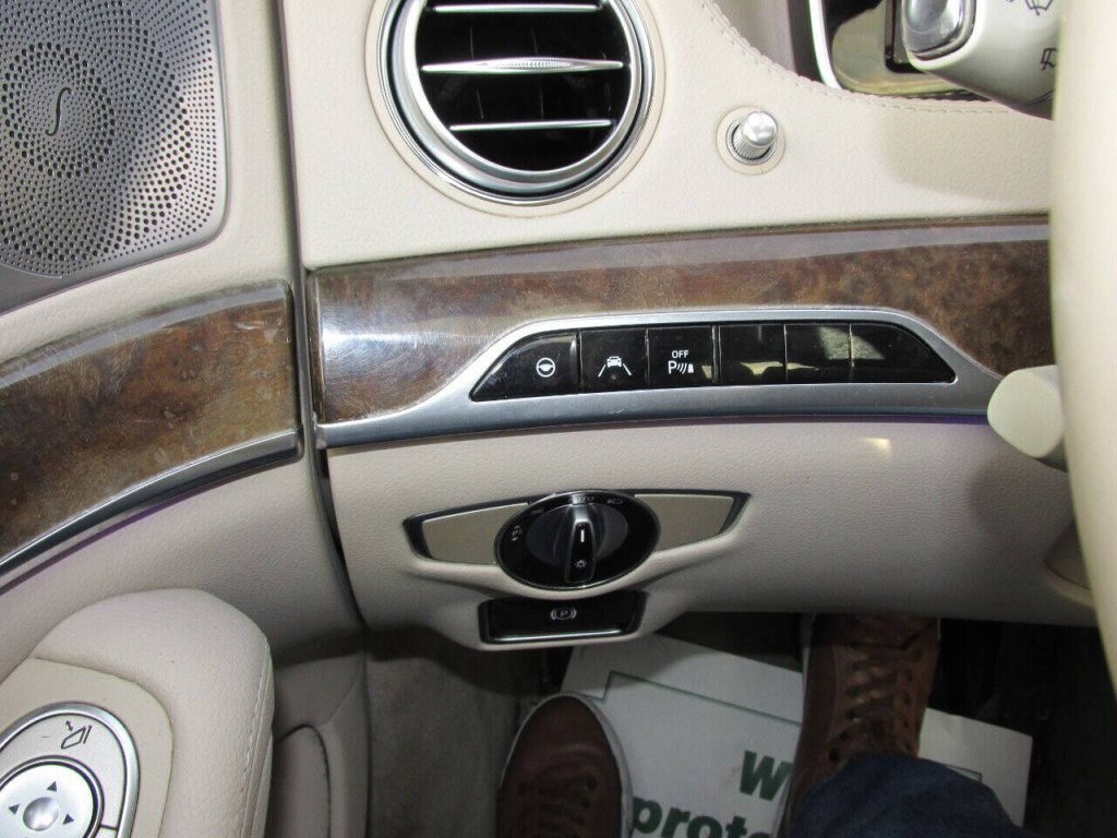 2015 Mercedes-Benz S-Class Image 57