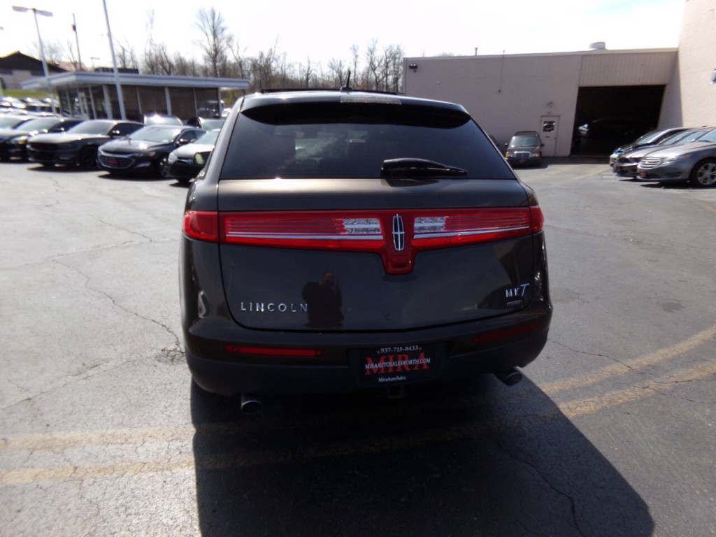 2011 Lincoln MKT Image 54