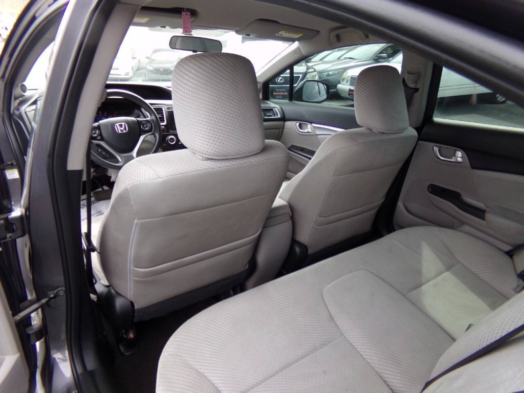 2015 Honda Civic Image 11