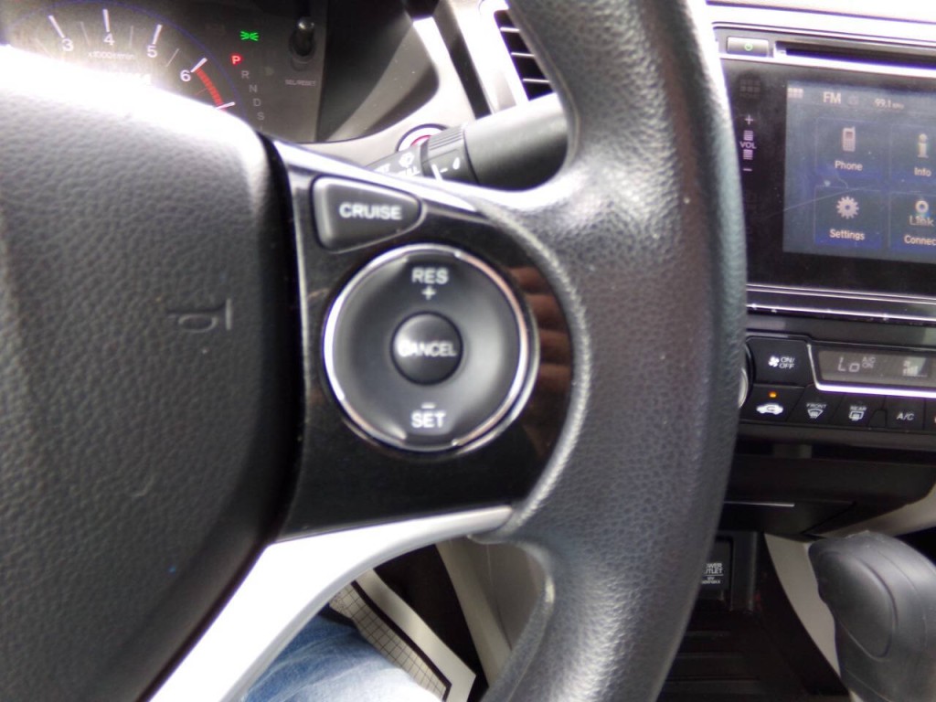 2015 Honda Civic Image 26