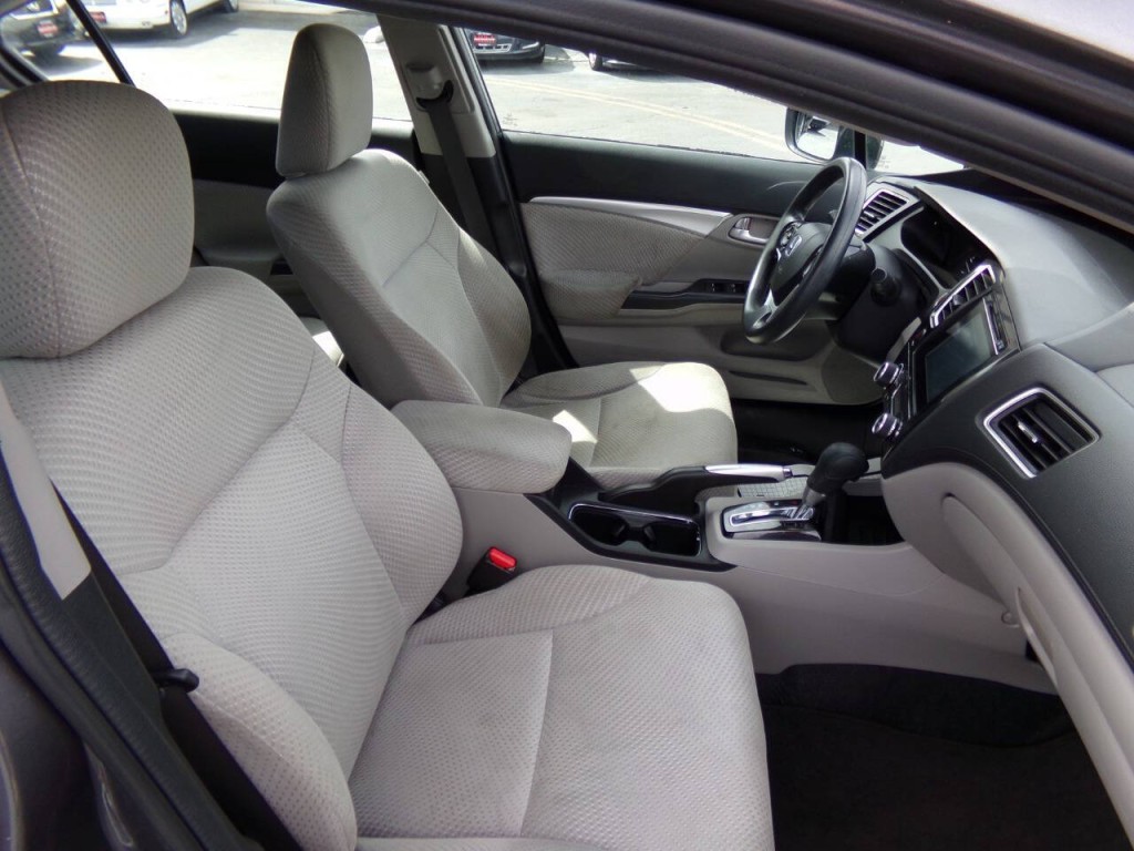 2015 Honda Civic Image 34