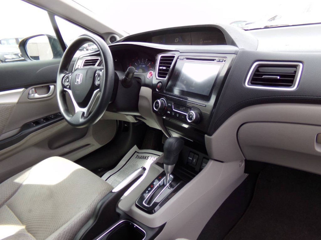 2015 Honda Civic Image 35