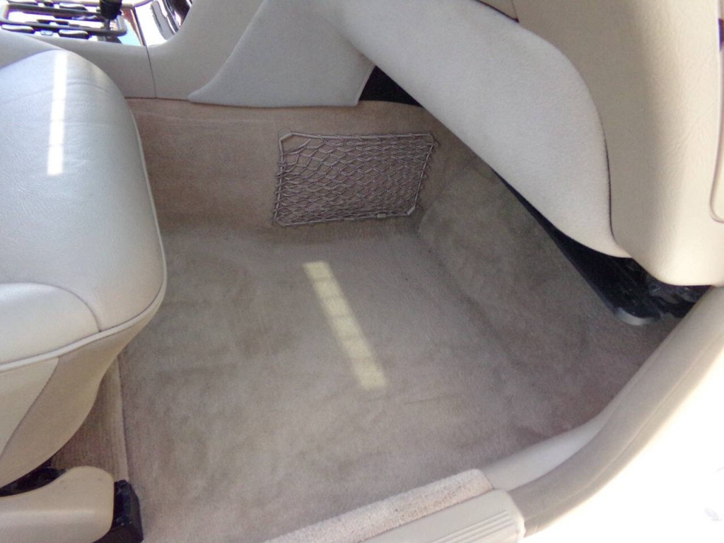 1999 Mercedes-Benz E-Class Image 29