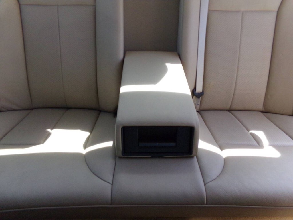 1999 Mercedes-Benz E-Class Image 35