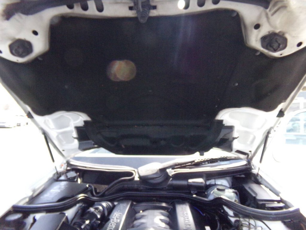 1999 Mercedes-Benz E-Class Image 47