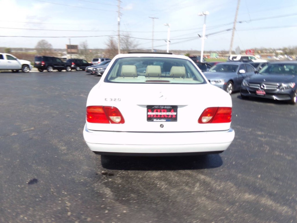 1999 Mercedes-Benz E-Class Image 55