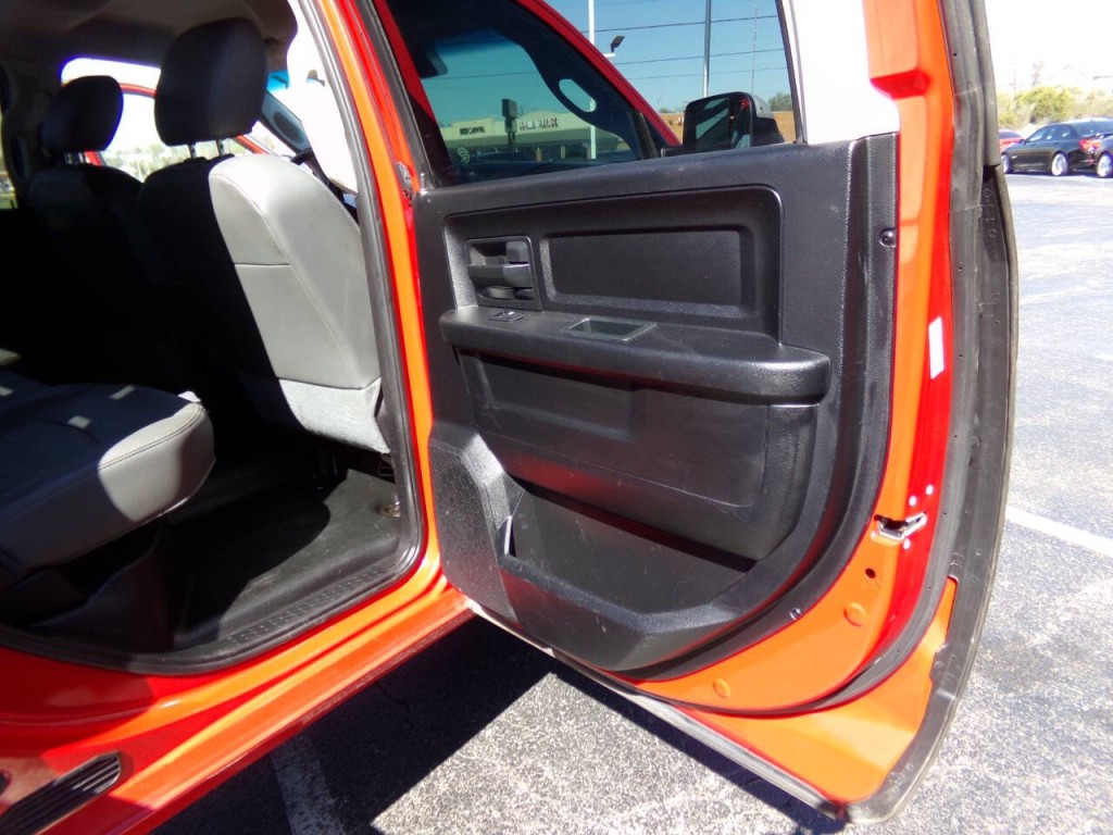 2017 RAM 3500 Image 21