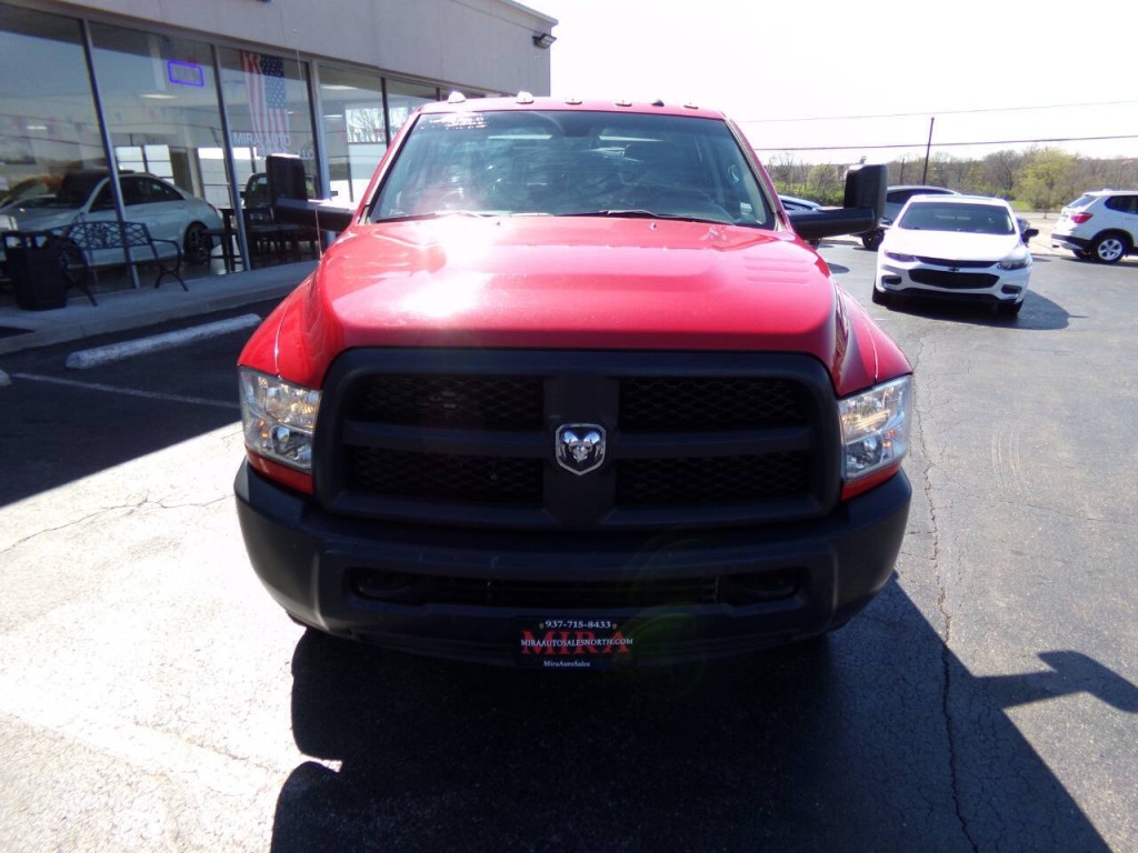 2017 RAM 3500 Image 35