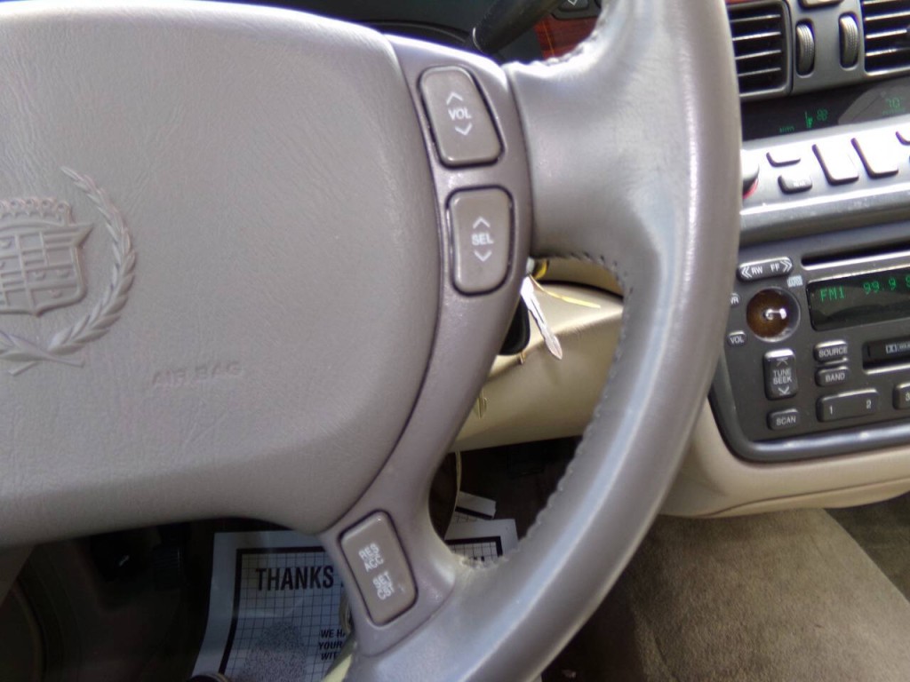 2001 Cadillac DeVille Image 55