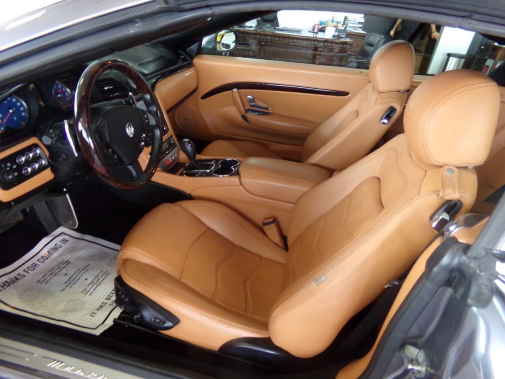 2015 Maserati GranTurismo Image 13