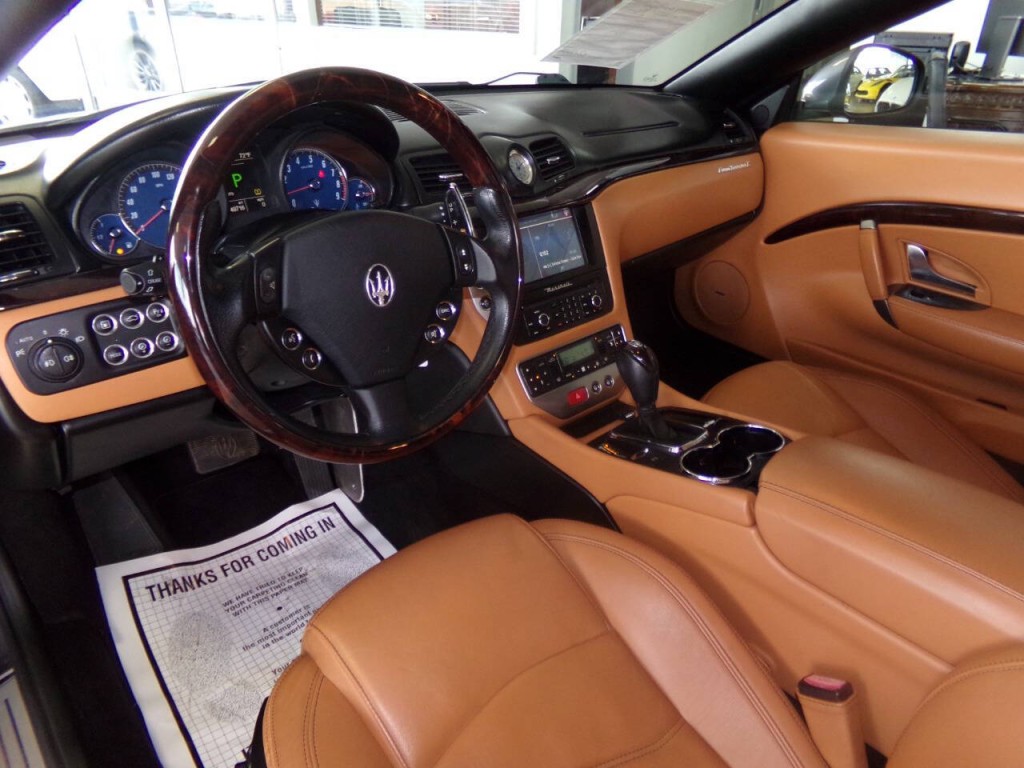 2015 Maserati GranTurismo Image 16