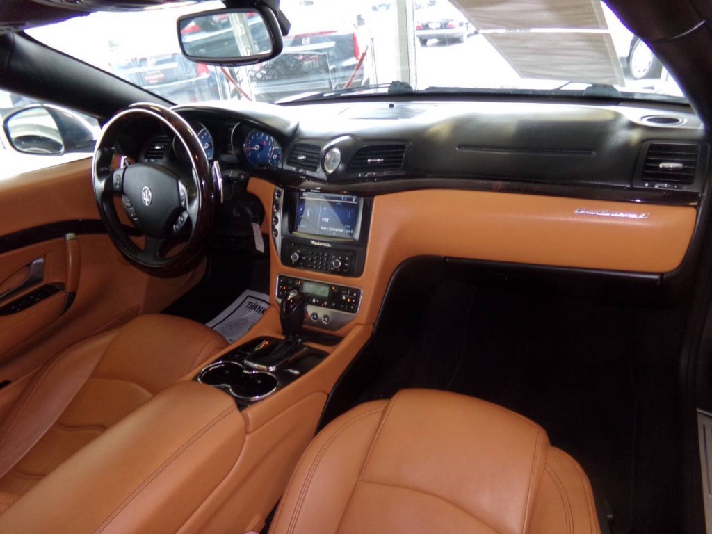 2015 Maserati GranTurismo Image 24