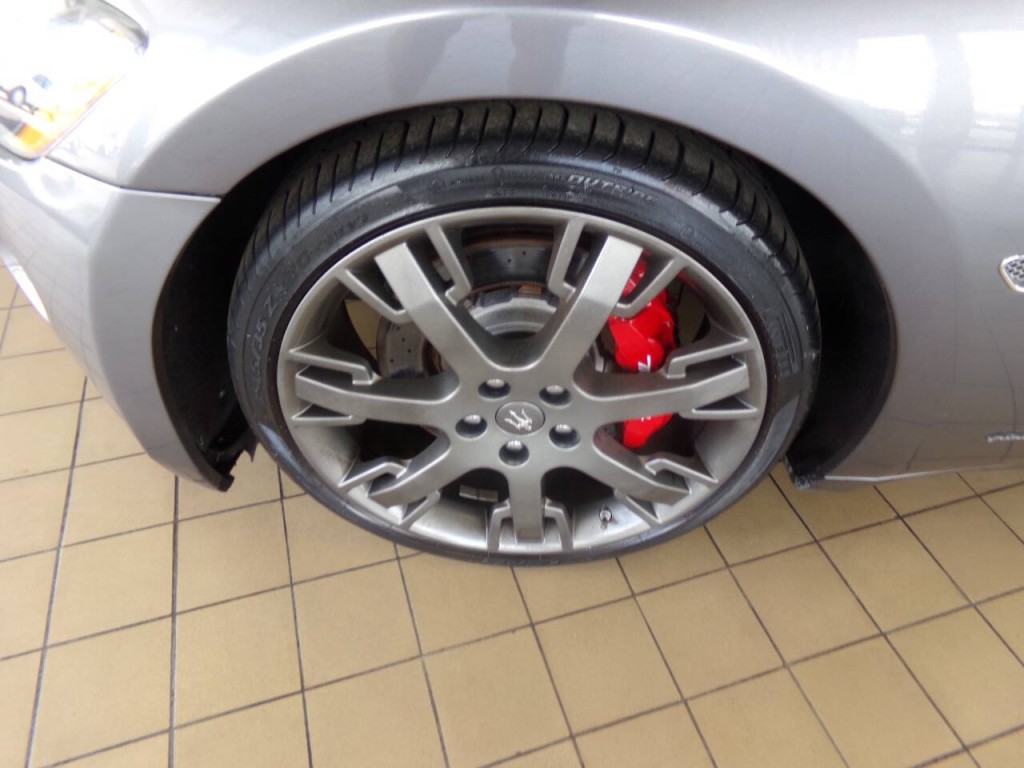 2015 Maserati GranTurismo Image 32