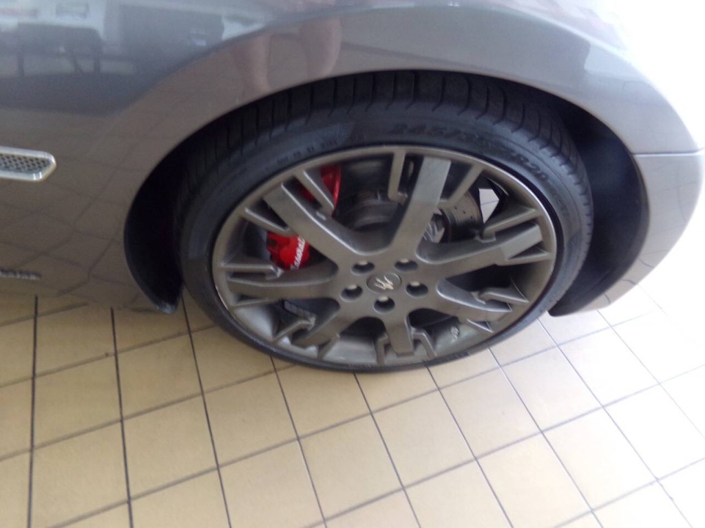 2015 Maserati GranTurismo Image 40