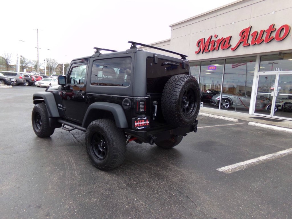 2014 Jeep Wrangler Image 8