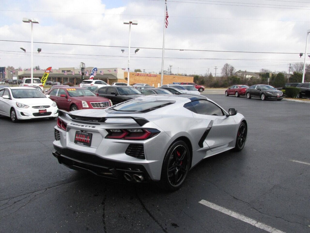 2020 Chevrolet Corvette Image 9