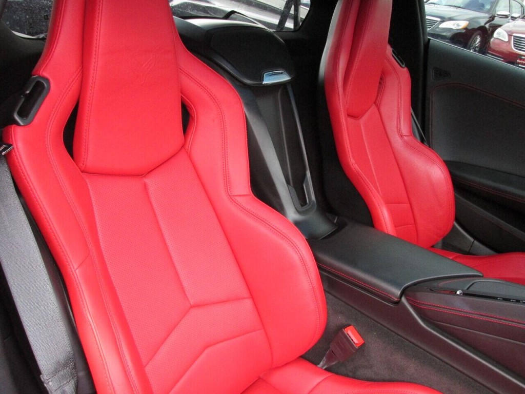 2020 Chevrolet Corvette Image 26