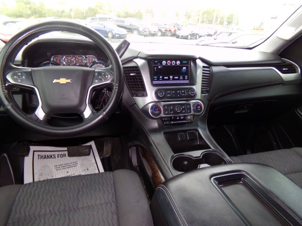 2016 Chevrolet Tahoe Image 18