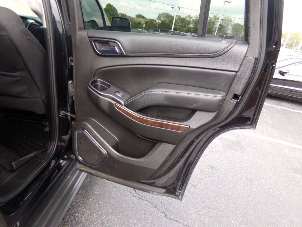 2016 Chevrolet Tahoe Image 26