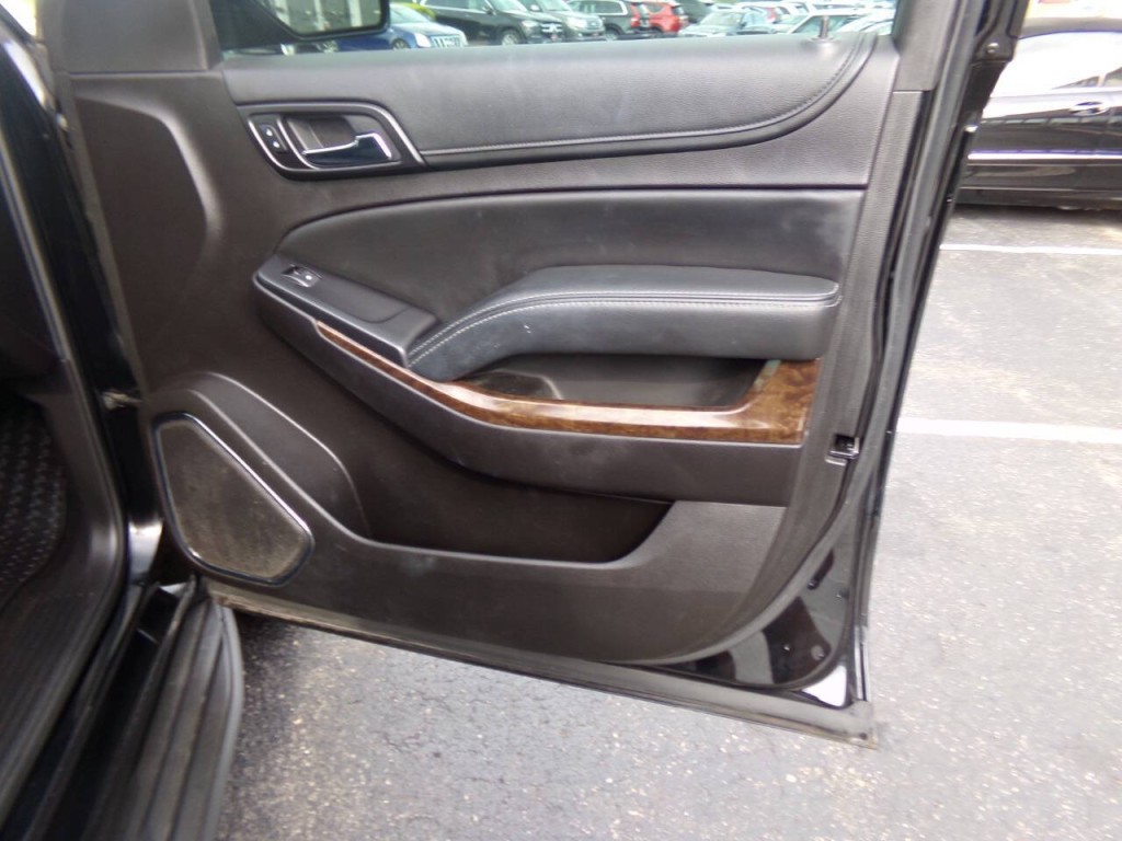 2016 Chevrolet Tahoe Image 29