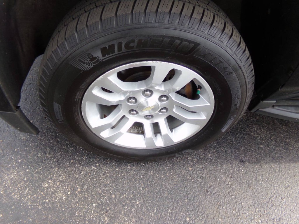 2016 Chevrolet Tahoe Image 35