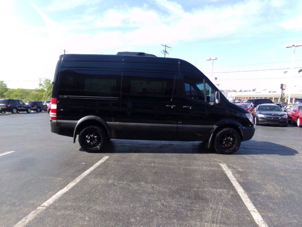 2011 Mercedes-Benz Sprinter Image 7