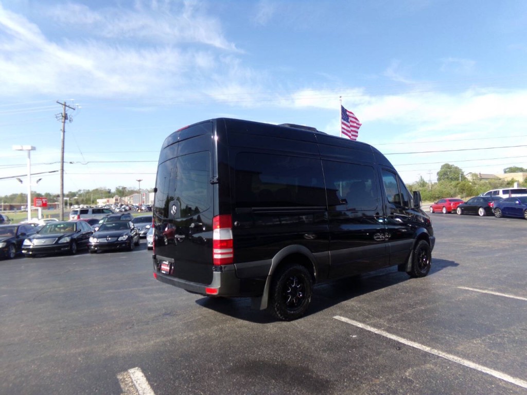 2011 Mercedes-Benz Sprinter Image 8