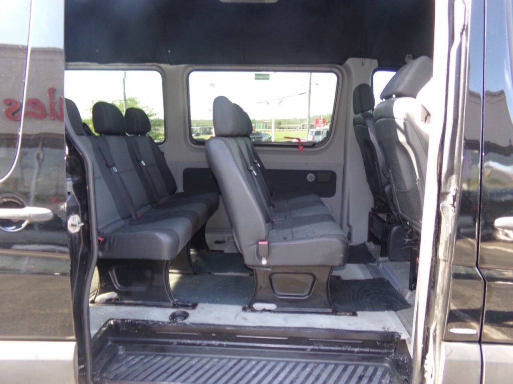 2011 Mercedes-Benz Sprinter Image 17