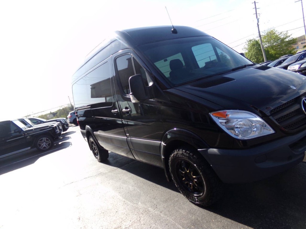 2011 Mercedes-Benz Sprinter Image 48