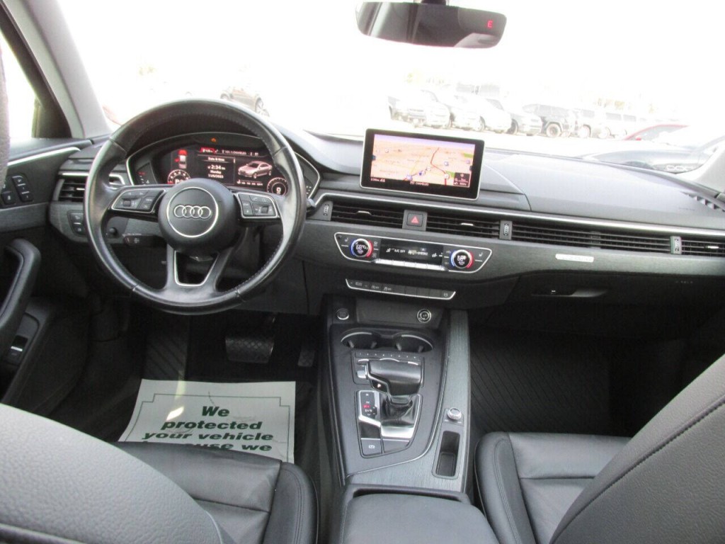 2017 Audi A4 Image 23
