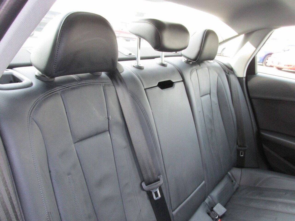 2017 Audi A4 Image 29