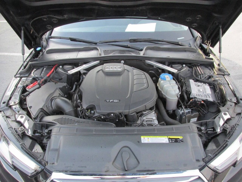 2017 Audi A4 Image 38