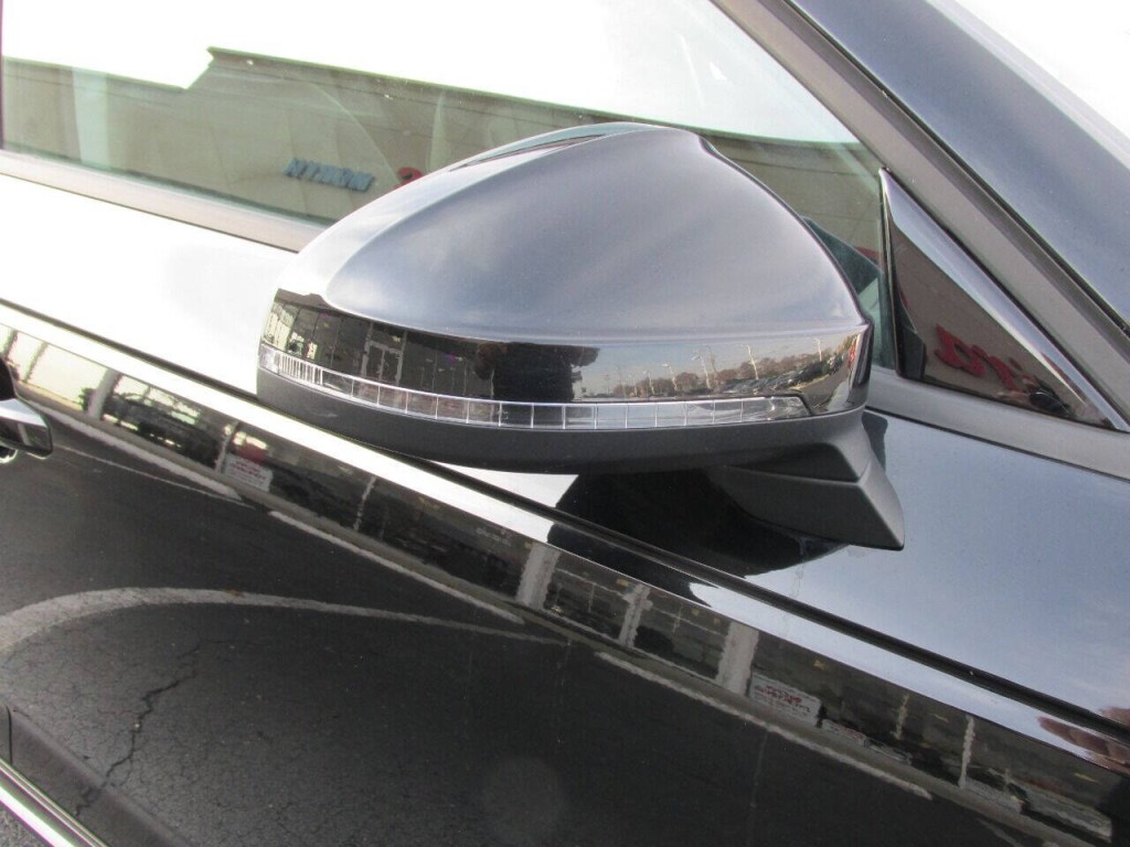 2017 Audi A4 Image 52