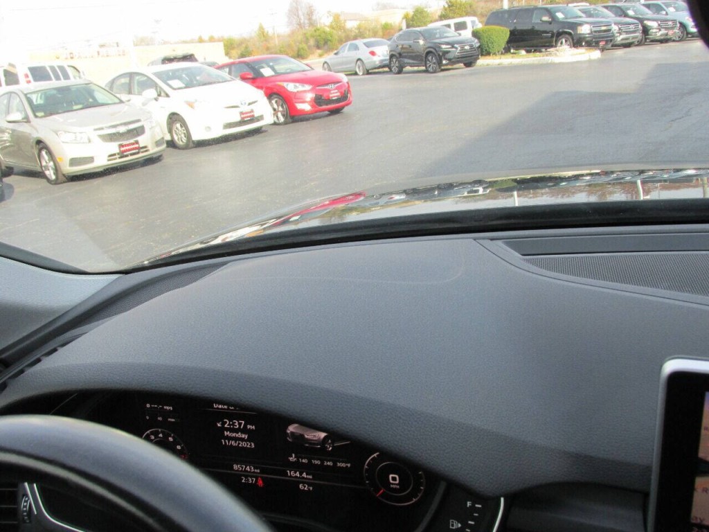 2017 Audi A4 Image 59