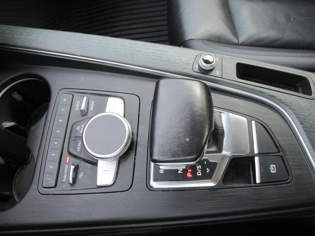 2017 Audi A4 Image 68