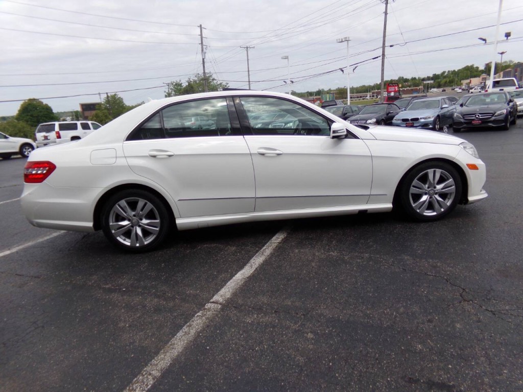 2013 Mercedes-Benz E-Class Image 4