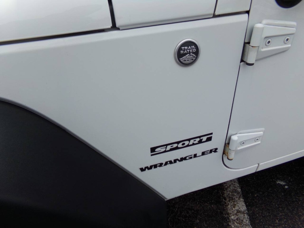 2015 Jeep Wrangler Image 31
