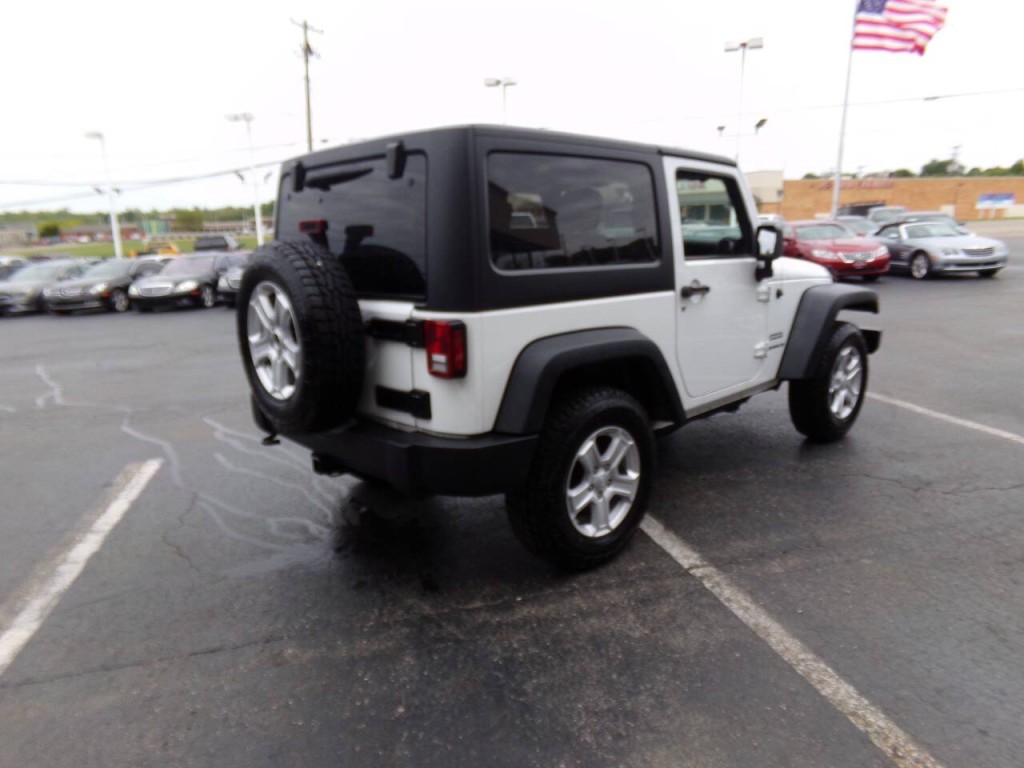 2015 Jeep Wrangler Image 51